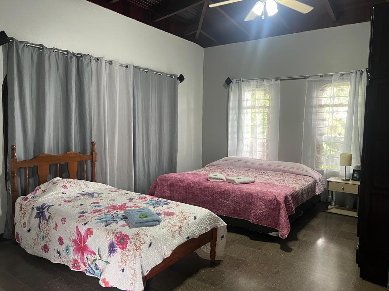 Casa Eva Lodging Costa Rica San Isidro De El General المظهر الخارجي الصورة
