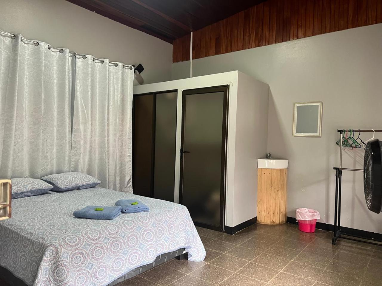Casa Eva Lodging Costa Rica San Isidro De El General المظهر الخارجي الصورة